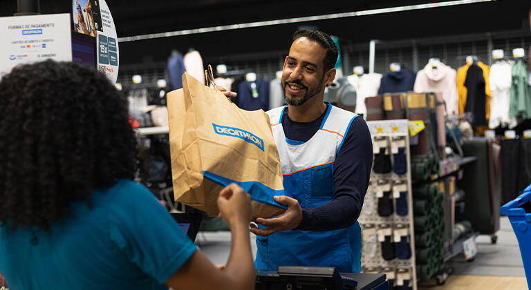 Decathlon cheap spinning abbigliamento